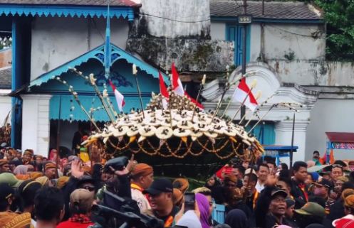 Wajib Tahu ! Inilah 3 Tradisi Maulid Nabi di Pulau Jawa Yang Ramai